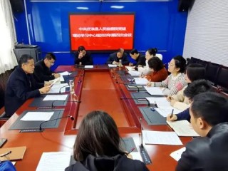 中国首次举办冬奥会是哪年，冰雪梦想的里程碑