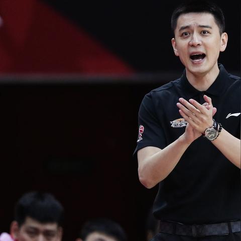 篮下长城—韩德君简历里的中国篮球传奇 篮下长城—韩德君简历里的中国篮球传奇