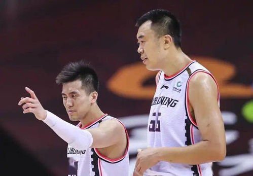 CBA球员年薪排名2026，顶级球星收入格局大洗牌，亿元时代全面开启
